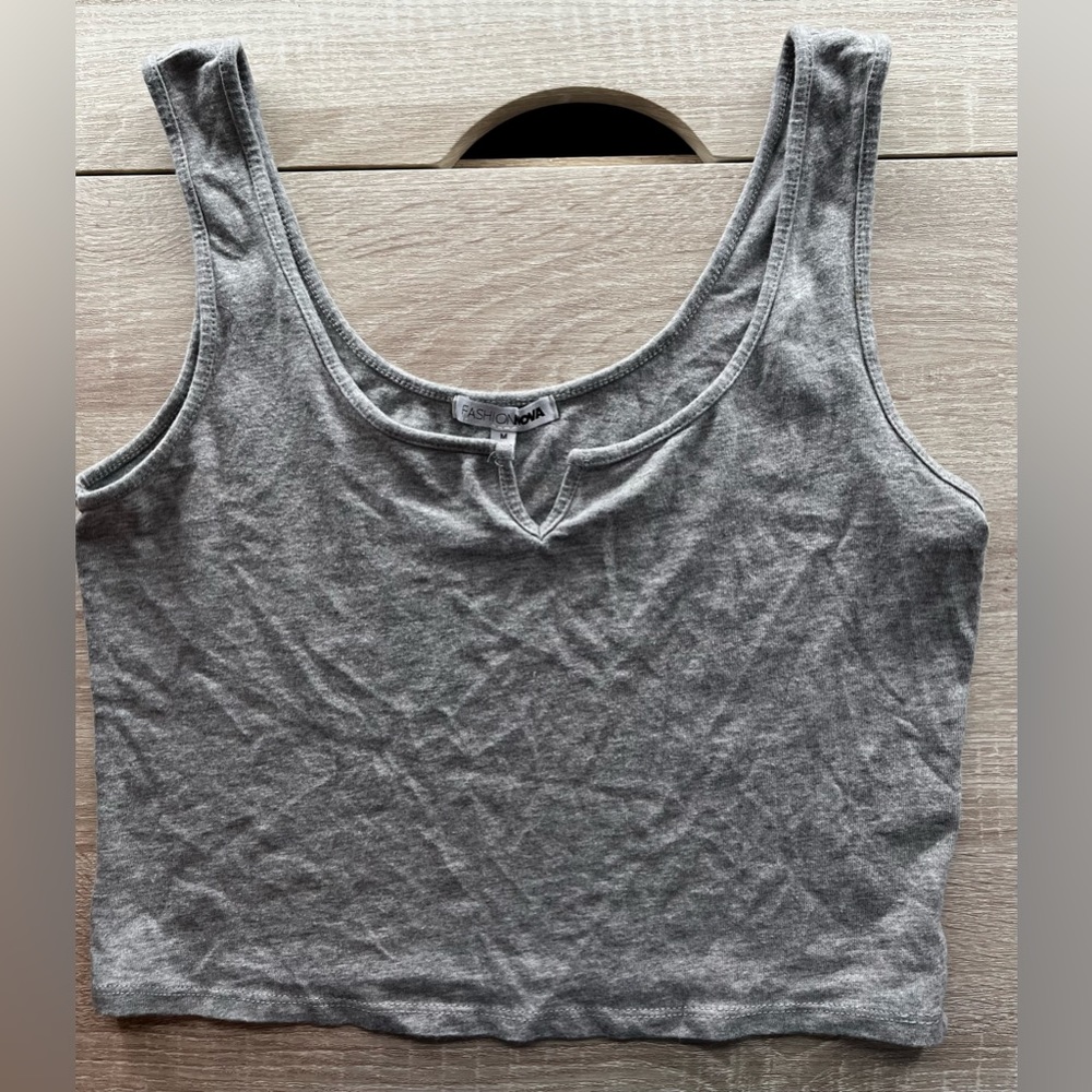 Grey crop tank top